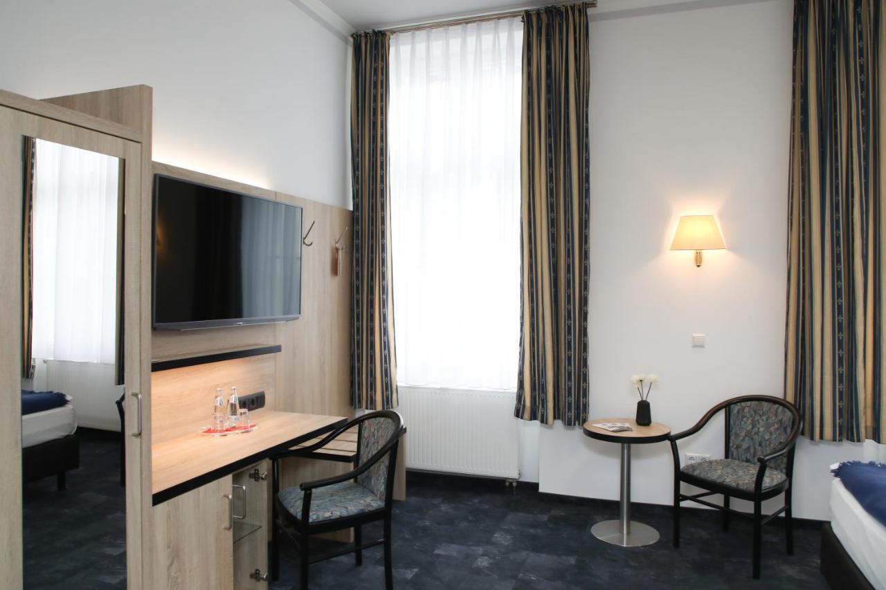Hotel Zur Kulturweberei Finsterwalde Exteriör bild